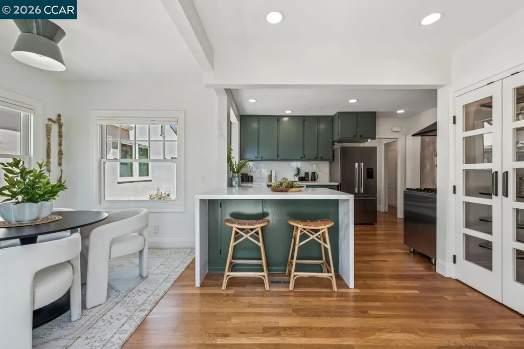 1917 Tiffin Road Oakland CA 94602