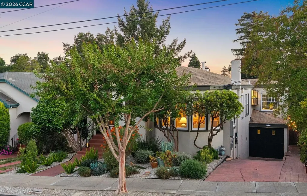 1917 Tiffin Road Oakland CA 94602