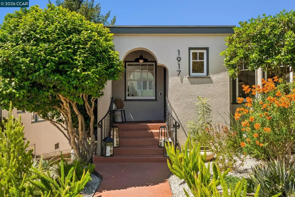 1917 Tiffin Road Oakland CA 94602