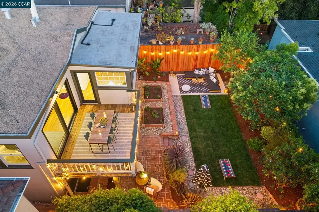 1917 Tiffin Road Oakland CA 94602