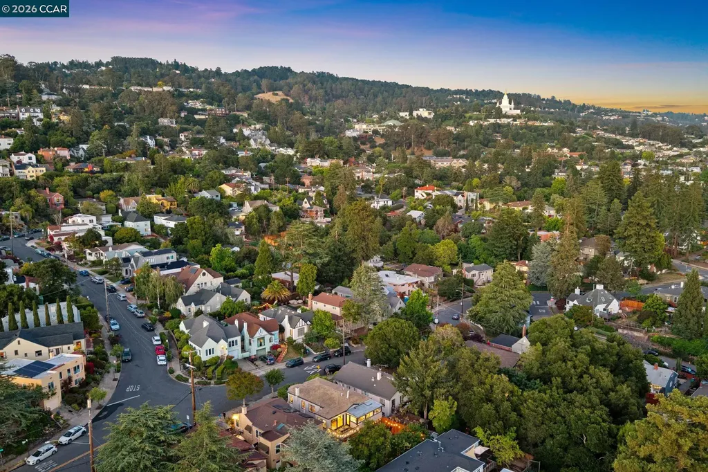 1917 Tiffin Road Oakland CA 94602
