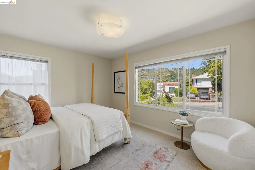 7307 Sunkist Drive Oakland CA 94605