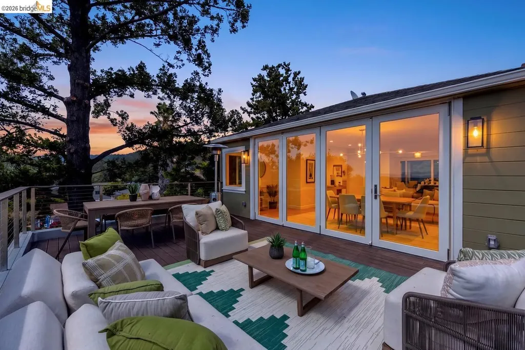 7307 Sunkist Drive Oakland CA 94605