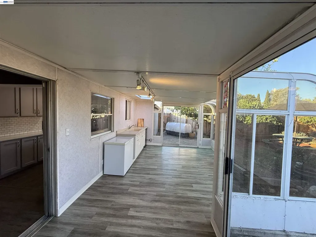 1362 Esser Avenue San Leandro CA 94579