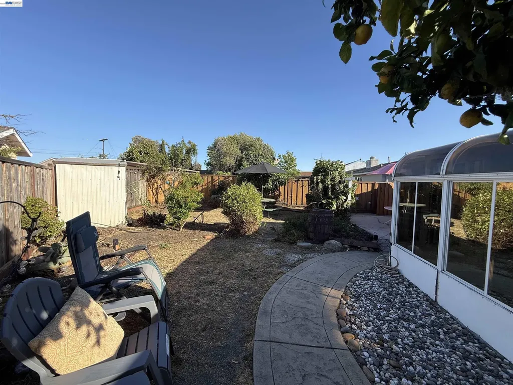 1362 Esser Avenue San Leandro CA 94579