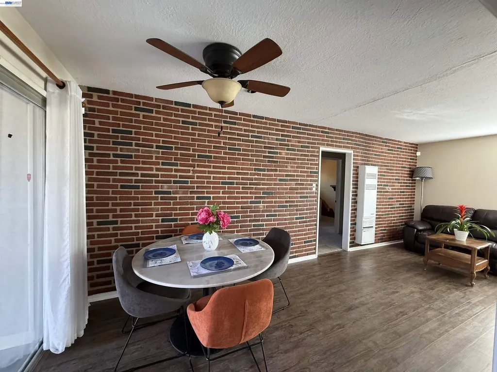 1362 Esser Avenue San Leandro CA 94579