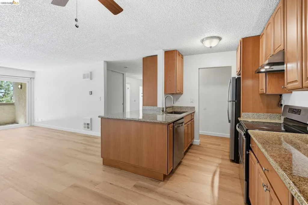 955 Shorepoint Court Alameda CA 94501