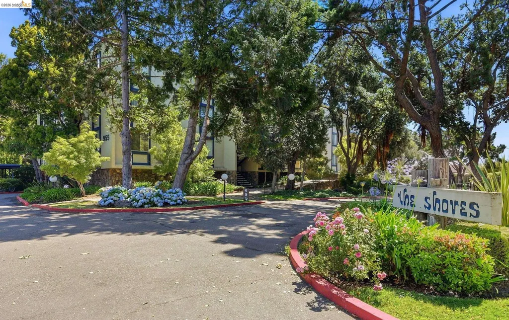 955 Shorepoint Court Alameda CA 94501