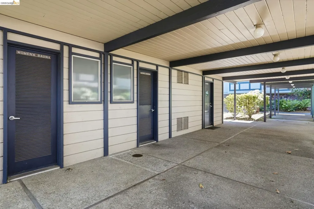 955 Shorepoint Court Alameda CA 94501