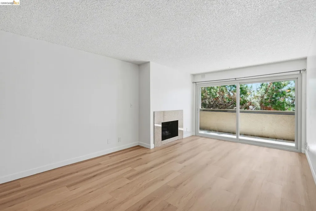 955 Shorepoint Court Alameda CA 94501