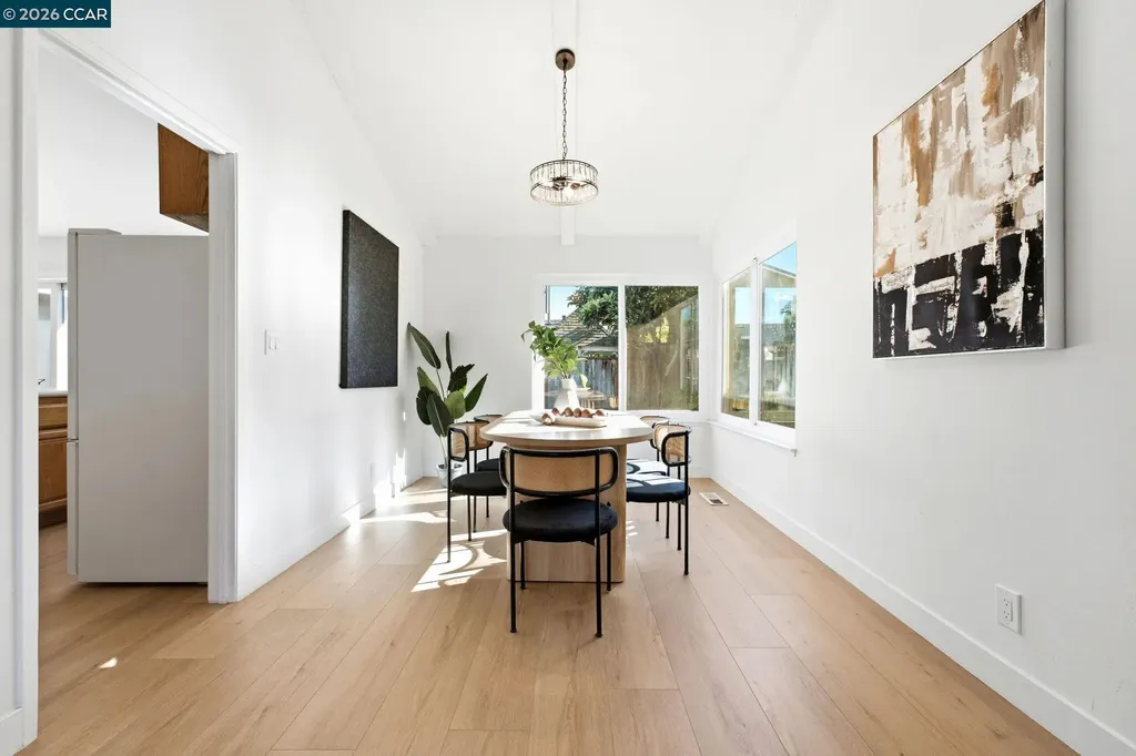 35135 Charmwood Court Newark CA 94560