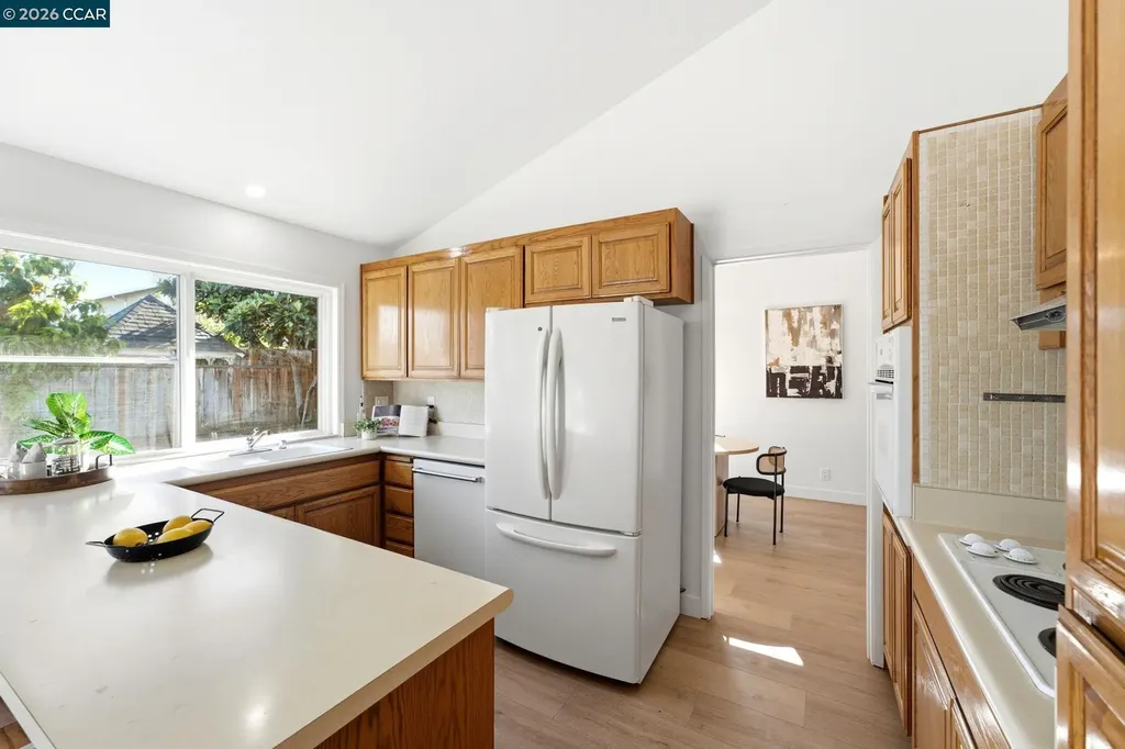 35135 Charmwood Court Newark CA 94560