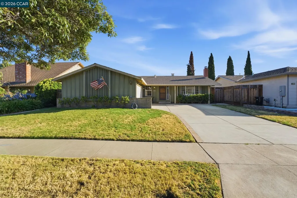 35135 Charmwood Court Newark CA 94560