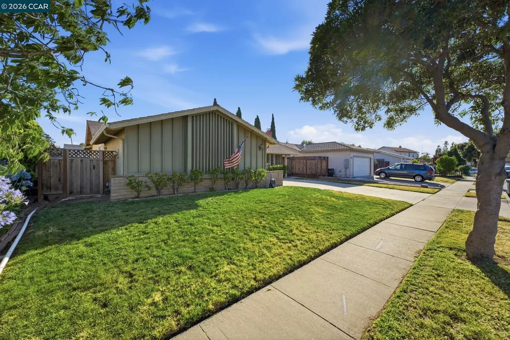 35135 Charmwood Court Newark CA 94560