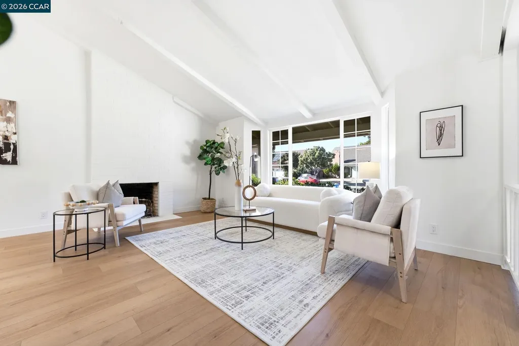 35135 Charmwood Court Newark CA 94560