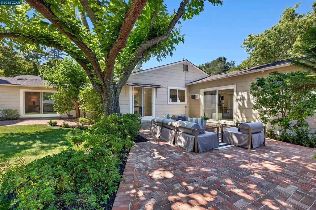 218 Overhill Road Orinda CA 94563