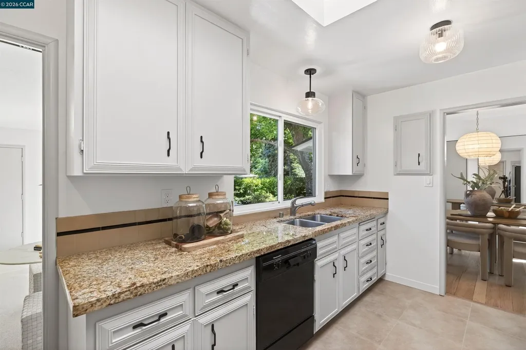 218 Overhill Road Orinda CA 94563