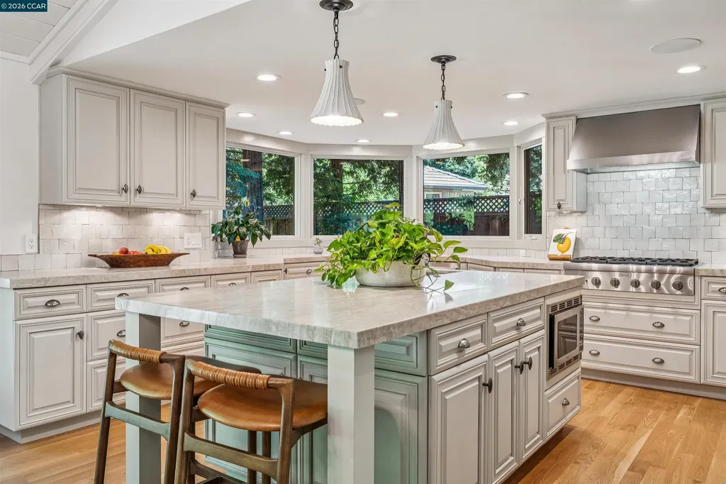 39 Comistas Court Walnut Creek CA 94598