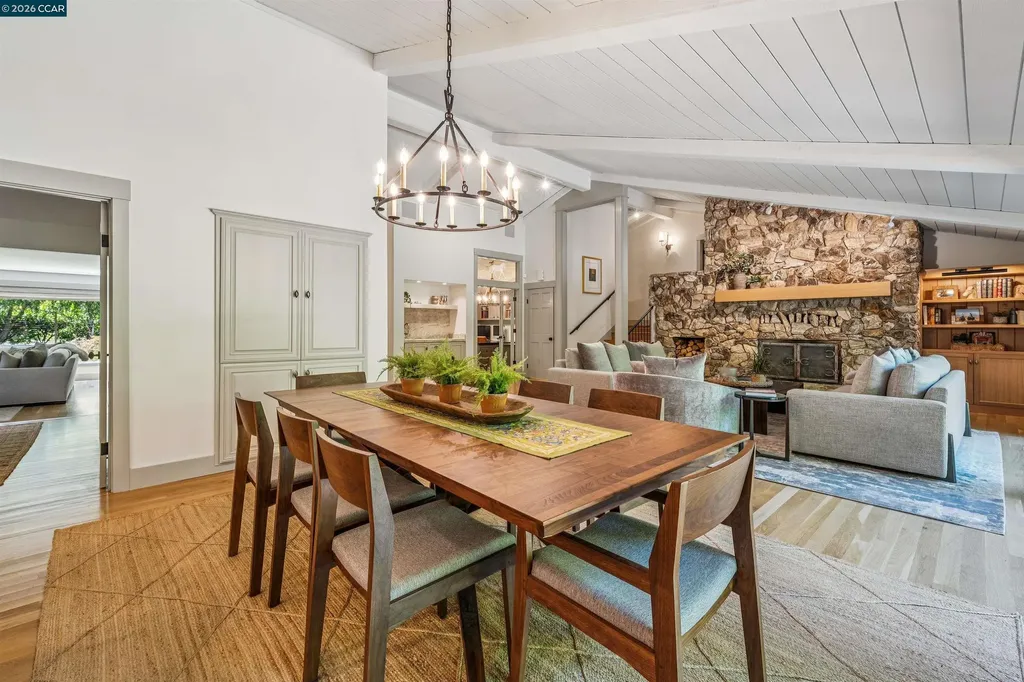 39 Comistas Court Walnut Creek CA 94598