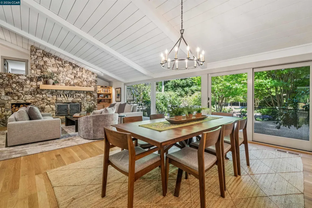 39 Comistas Court Walnut Creek CA 94598