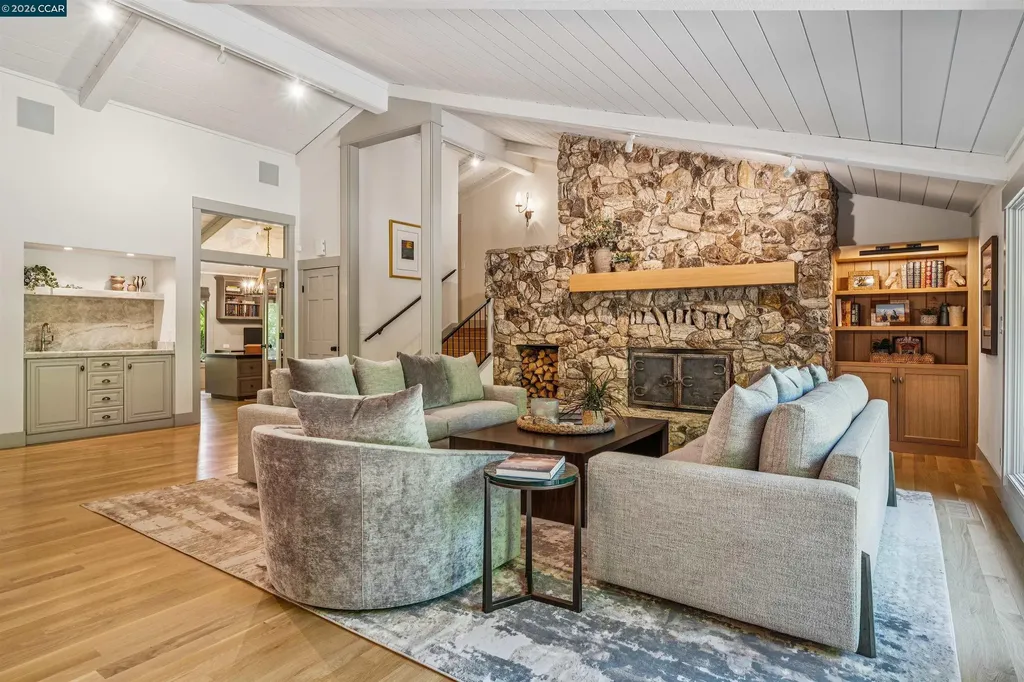 39 Comistas Court Walnut Creek CA 94598