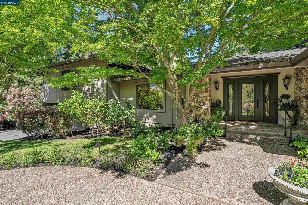 39 Comistas Court Walnut Creek CA 94598