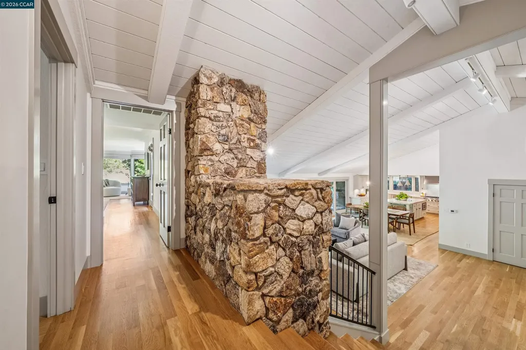 39 Comistas Court Walnut Creek CA 94598