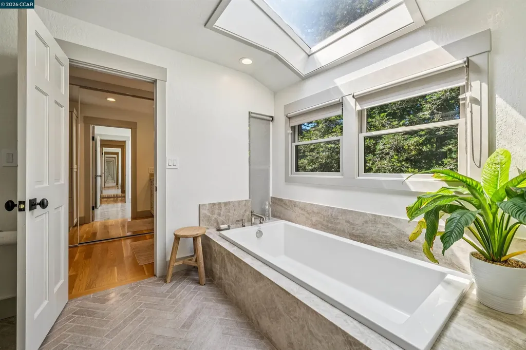 39 Comistas Court Walnut Creek CA 94598
