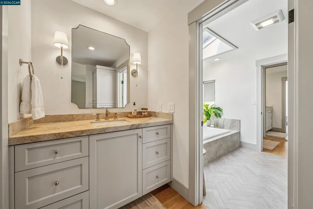 39 Comistas Court Walnut Creek CA 94598