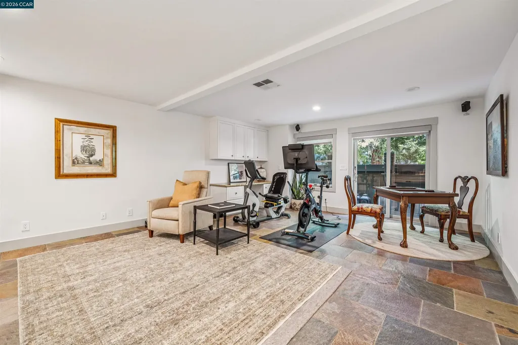 39 Comistas Court Walnut Creek CA 94598