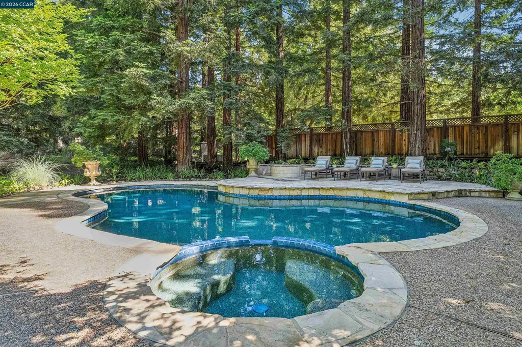 39 Comistas Court Walnut Creek CA 94598