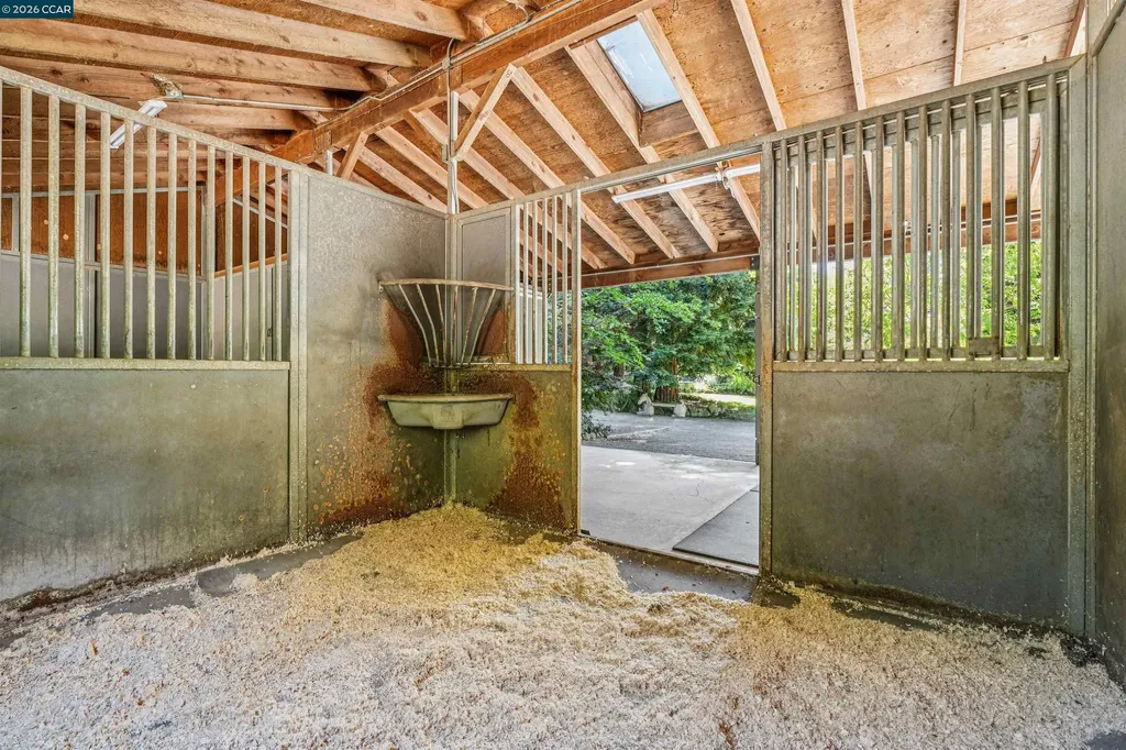 39 Comistas Court Walnut Creek CA 94598