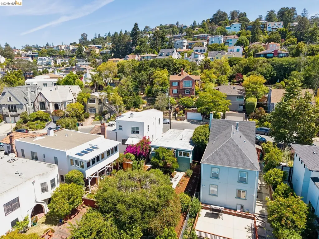 1915 Clemens Road Oakland CA 94602