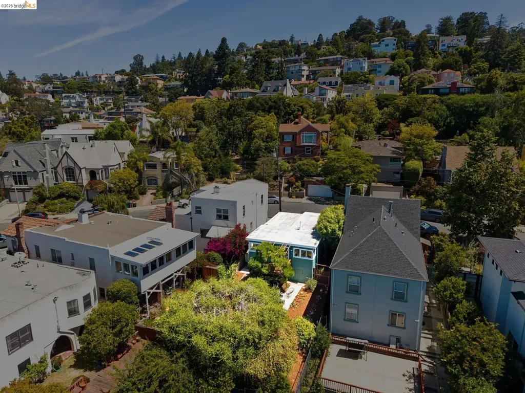 1915 Clemens Road Oakland CA 94602