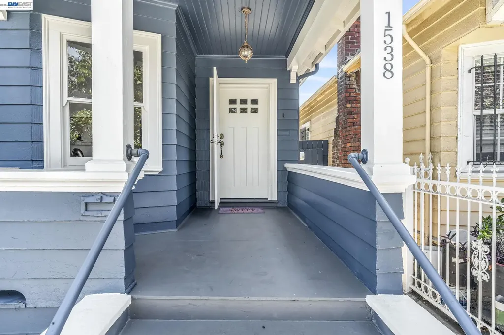 1538 17th Avenue Oakland CA 94606