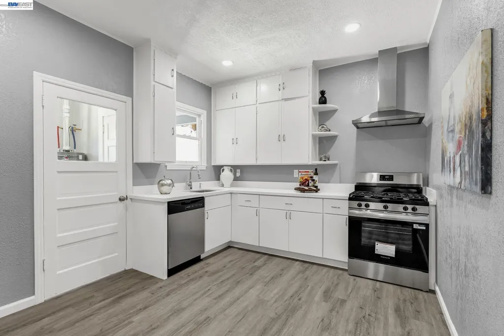 1538 17th Avenue Oakland CA 94606