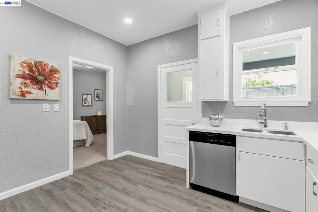 1538 17th Avenue Oakland CA 94606