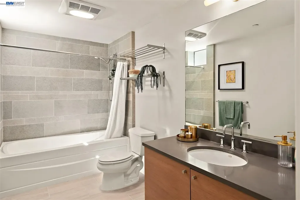 6501 San Pablo Avenue Oakland CA 94608