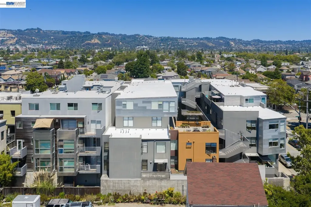 6501 San Pablo Avenue Oakland CA 94608