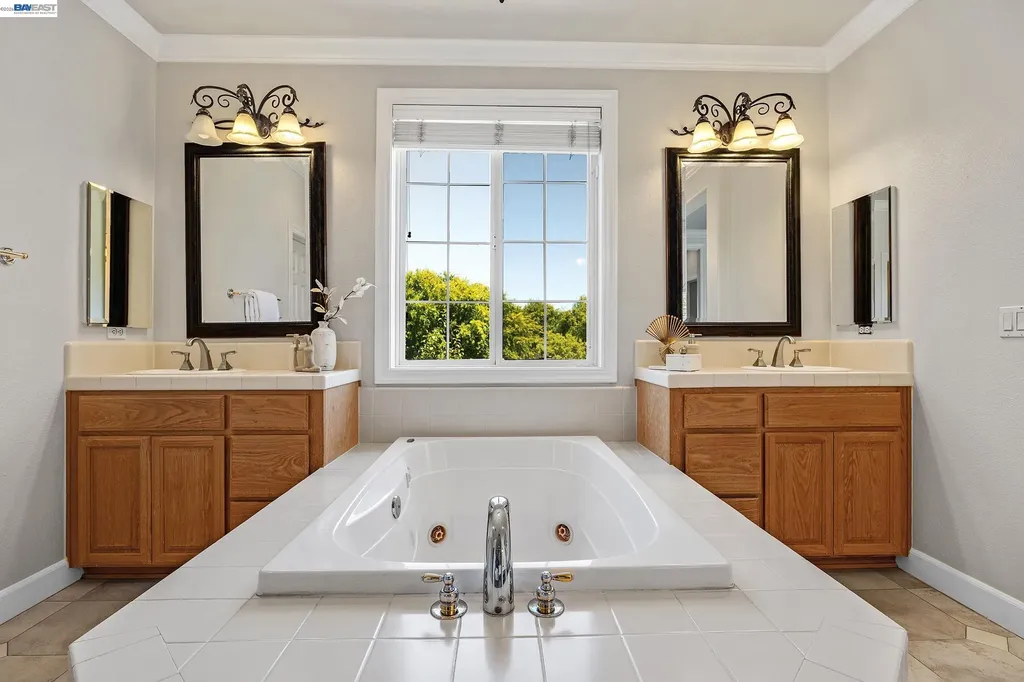 4855 Piper Glen Terrace Dublin CA 94568