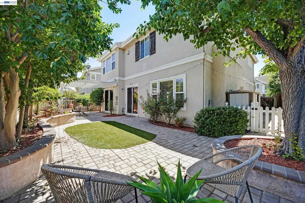4855 Piper Glen Terrace Dublin CA 94568
