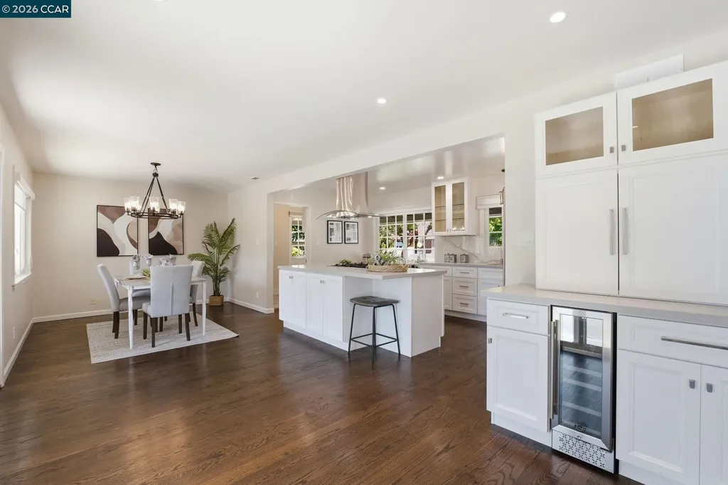 7 El Corte Orinda CA 94563