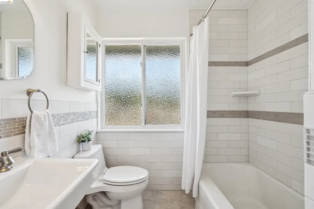 2825 Sheldon Drive Richmond CA 94803
