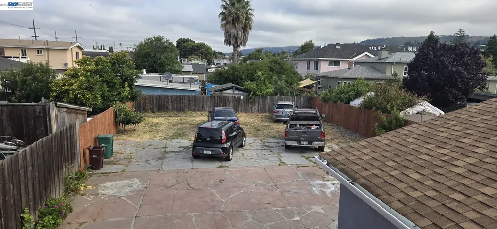 2015 98th Avenue Oakland CA 94603