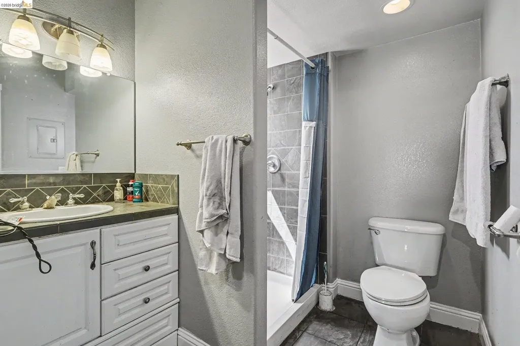 611 Riverview Place Bethel Island CA 94511