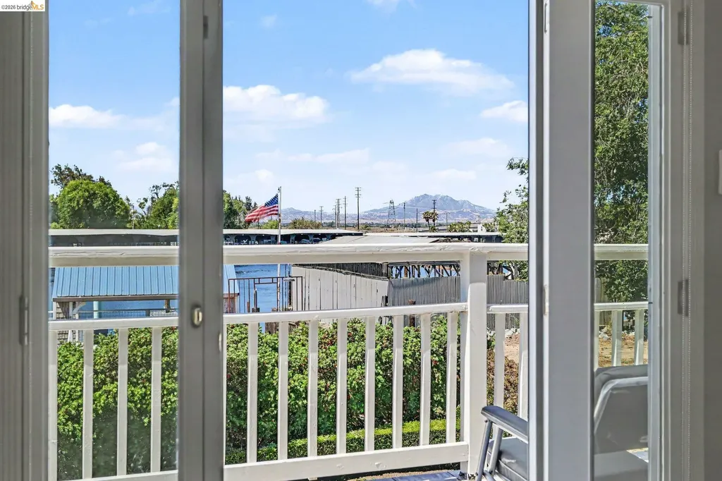 611 Riverview Place Bethel Island CA 94511