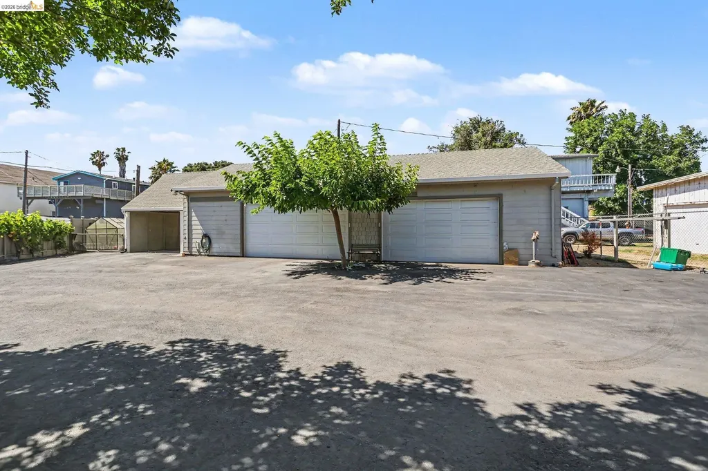 611 Riverview Place Bethel Island CA 94511