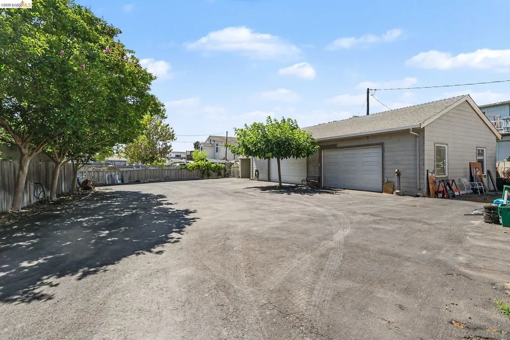 611 Riverview Place Bethel Island CA 94511