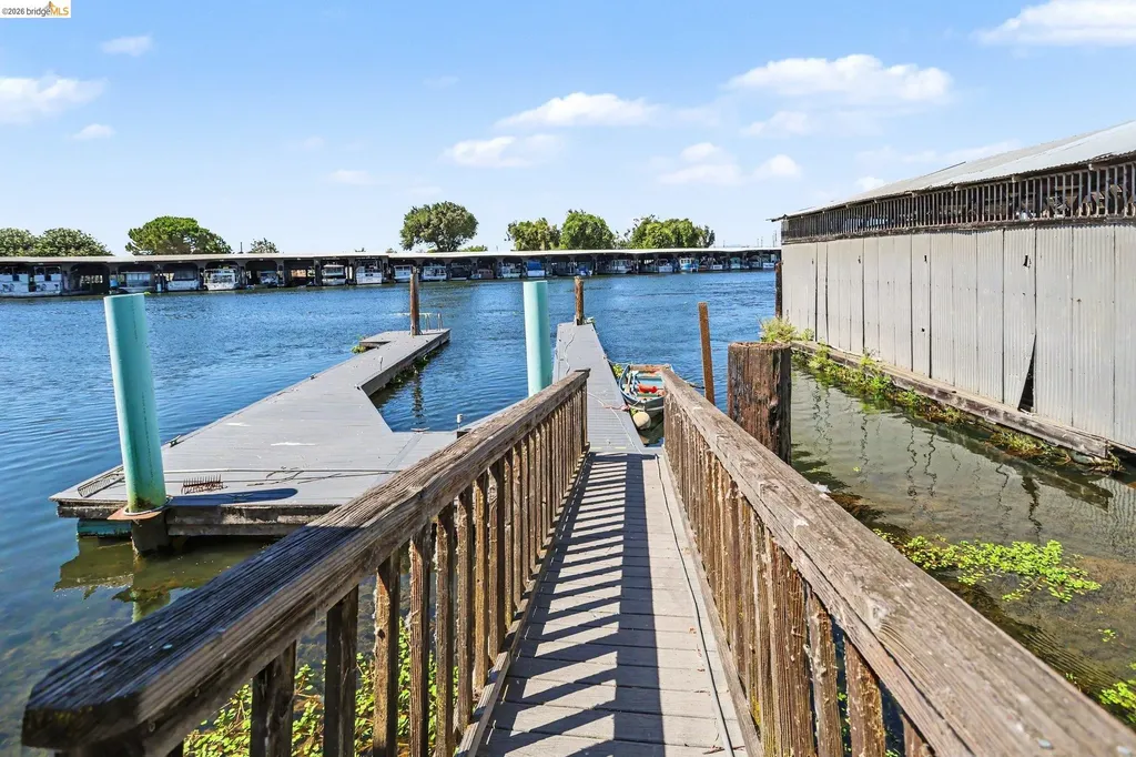 611 Riverview Place Bethel Island CA 94511