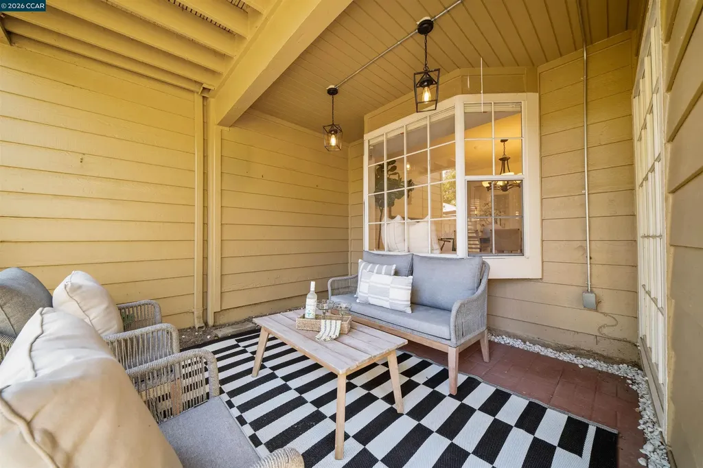 1809 Stratton Circle Walnut Creek CA 94598